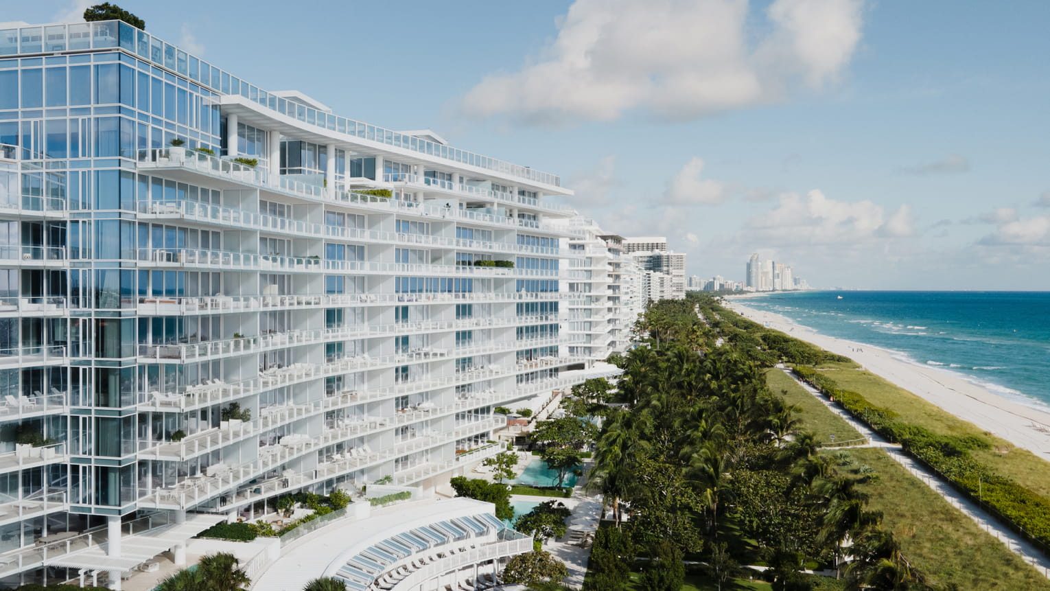 Best Oceanfront Hotels in Miami Beach